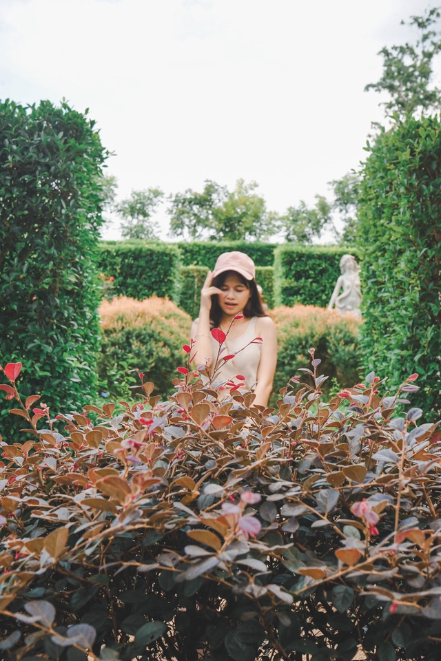 รับทำเรซูเม่ รับทำพอร์ตโฟลิโอ ออกแบบโปรไฟล์บริษัท รับทำแฟ้มสะสมผลงาน บริการออกแบบเรซูเม่ พอร์ตโฟลิโอ และโปรไฟล์บริษัท สำหรับคนไทย