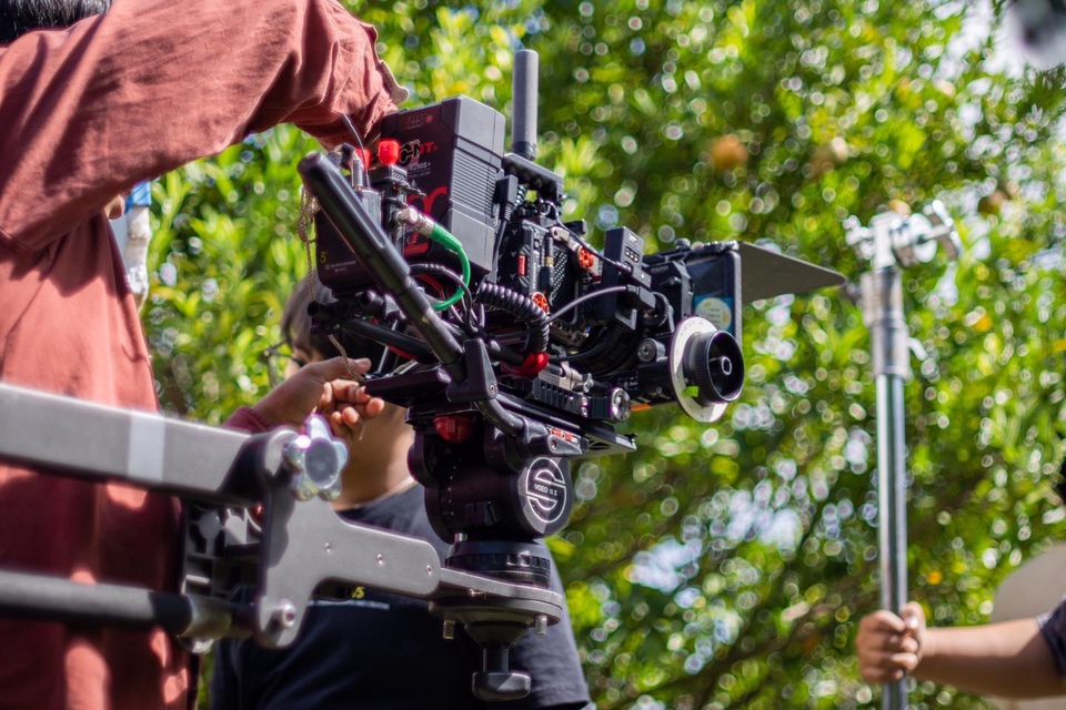 รับถ่ายวีดีโอ ตัดต่อวีดีโอ งานแต่ง งานอีเว้นท์ โปรโมทสินค้า