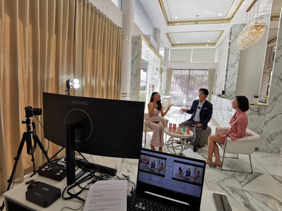 ถ่ายและตัดต่อวีดีโอ - Live Streaming Facebook Tiktok YouTube IG Shopee Lazada สัมภาษณ์ ขายของ Event งานบวช งานแต่ง ฯลฯ - 10