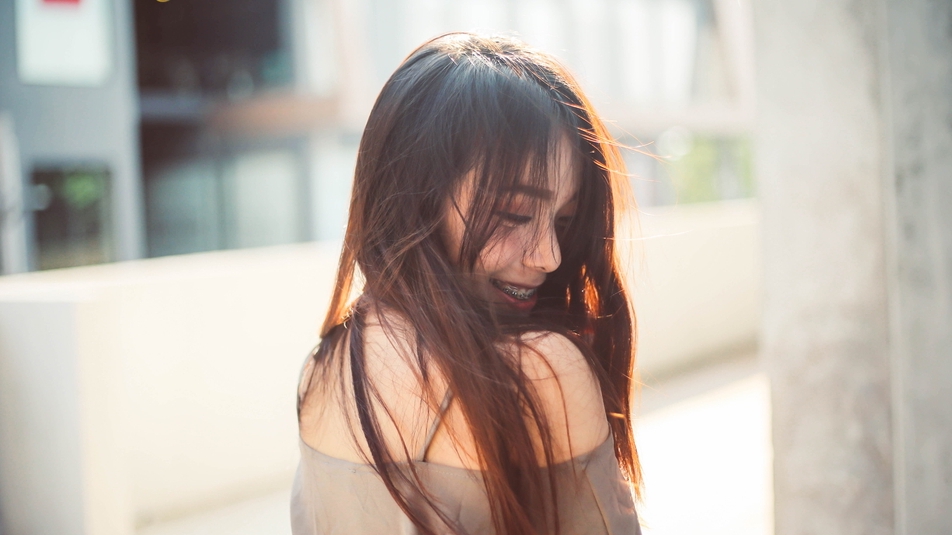 ช่างภาพหญิงสวยรับถ่ายภาพพอร์ตเทรต ถ่ายรูปบุคคล ถ่ายภาพโปรไฟล์ รับถ่ายภาพสินค้า รับถ่ายรูปแฟชั่น