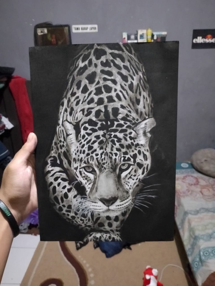 Jasa Lukis Wajah Hitam Putih - Lukisan Wajah Leopard