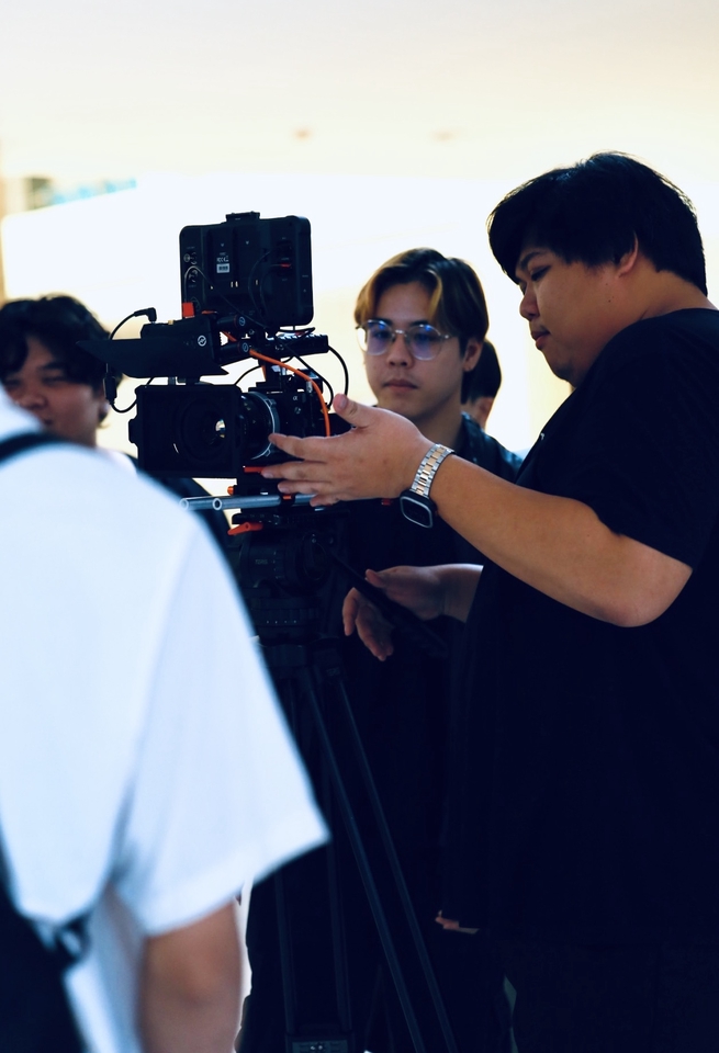 ถ่ายและตัดต่อวีดีโอ - บริการช่างภาพ + อุปกรณ์ sony fx3 + ชุดเลนส์ พร้อมถ่าย8990.- - 13