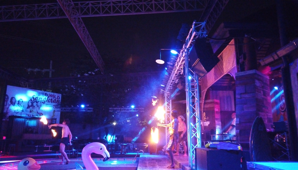 อื่นๆ - รับแสดงโชว์ควงกระบองไฟ – พ่นไฟ โดยทีมงานมืออาชีพ - 3