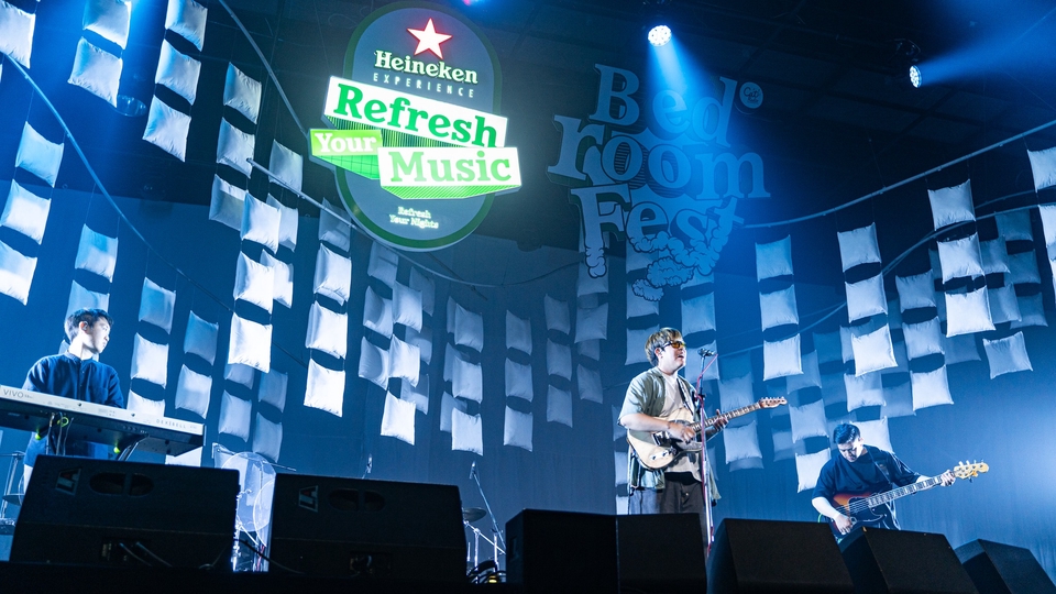 รับถ่ายภาพคอนเสิร์ต ช่างภาพดนตรี บริการถ่ายรูปงานอีเว้นท์ รับถ่ายภาพแฟชั่น