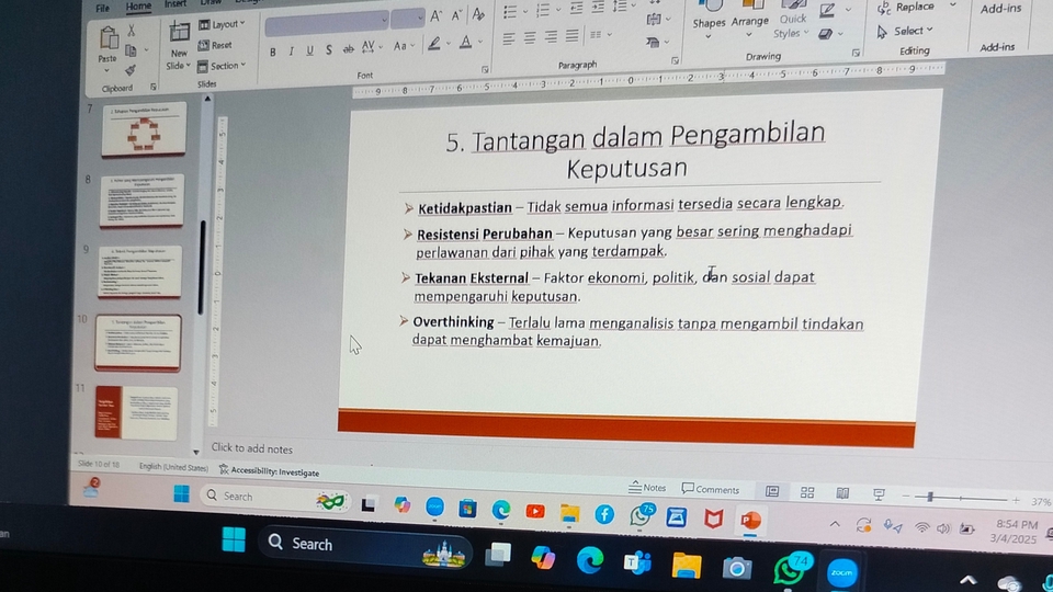 Jasa Pengetikan Online: Tantangan dalam Pengambilan Keputusan.  Ketidakpastian Informasi, Resistensi Perubahan, Tekanan Eksternal, Overthinking.