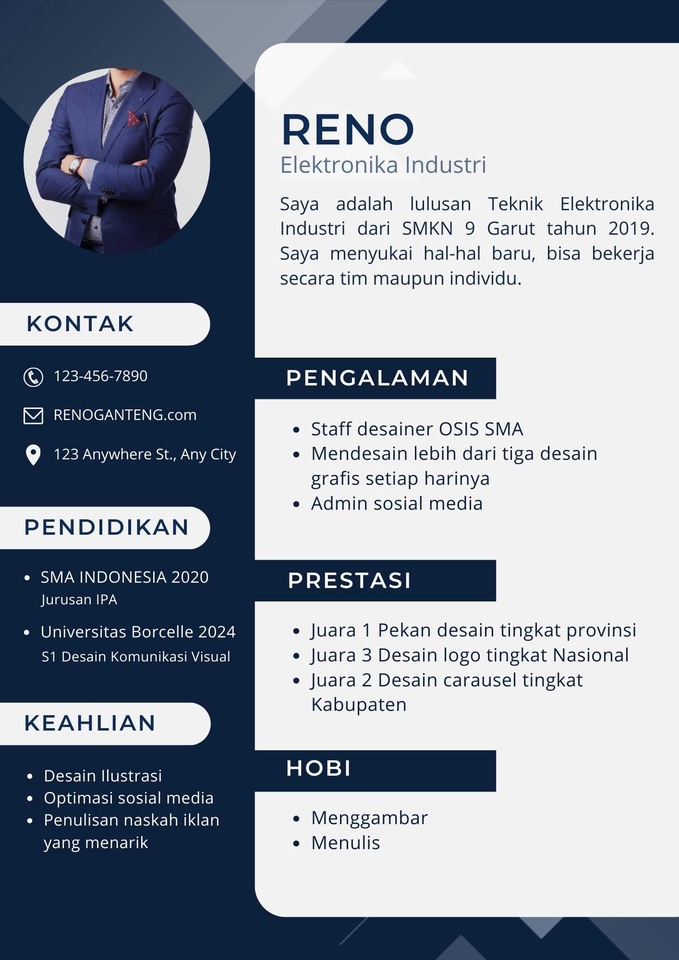 Desain portofolio desainer grafis - jasa pembuatan CV untuk profesional di bidang desain.