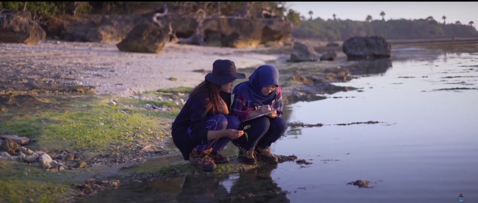 Jasa editing video profesional untuk konten YouTube, vlog, dan video lainnya.