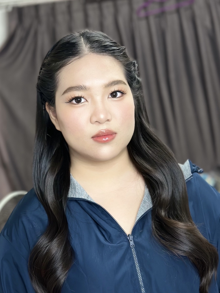 ช่างแต่งหน้า รับแต่งหน้า ทำผม งานแต่งงาน