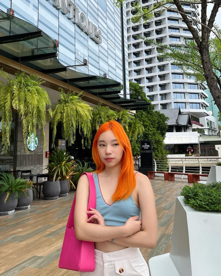 เน็ตไอดอลและบล็อกเกอร์รีวิว - รับรีวิว เครื่องสำอางค์/คลินิกเสริมความงาม/แฟชั่น รูปสวย ทำกราฟฟิคได้ เน้น LEMON8 - 7