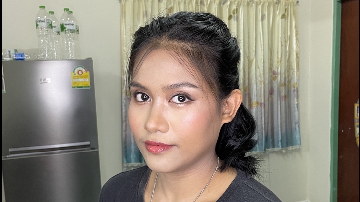 ช่างแต่งหน้า - รับแต่งหน้า-ทำผม กลุ่มหรือเดี่ยว นอกสถานที่ - 8