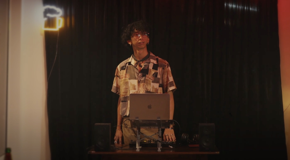 จ้างดีเจเปิดแผ่นงานปาร์ตี้ ดีเจมืออาชีพ ราคาเหมาะสม