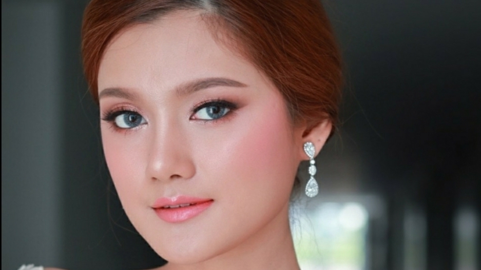 ช่างแต่งหน้า - แต่งหน้าทำผมเพื่อนเจ้าสาว/ไปงาน/งานรับปริญญา โดยช่างมืออาชีพ - 1
