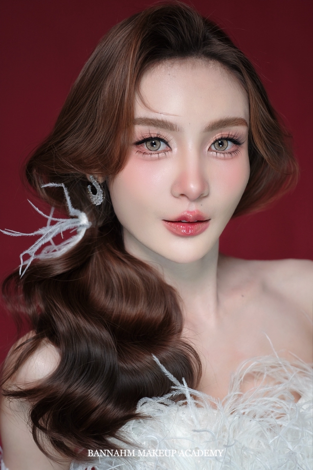 รับแต่งหน้าเจ้าสาว แต่งหน้าสไตล์เกาหลี ผมเจ้าสาวสวย บันนหมีเมคอัพ