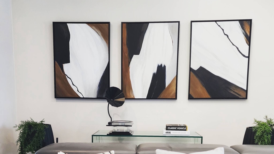 รับทำของขวัญแฮนด์เมด รูปภาพสีน้ำมันแนว abstract สีขาว ดำ และน้ำตาล