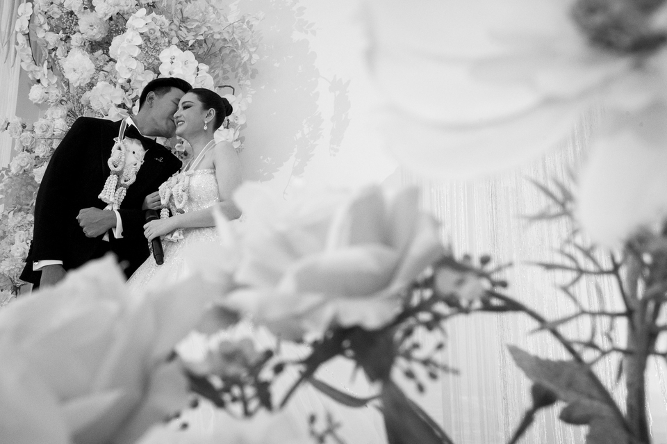 รับถ่ายวีดีโองานแต่งงาน ตัดต่อวีดีโอสวยงาม