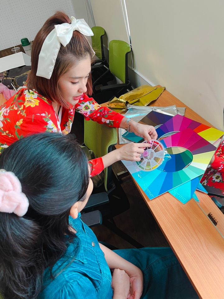 ทำpersonal color test ตรวจสีผิวหาโทนสี ราคาถูก