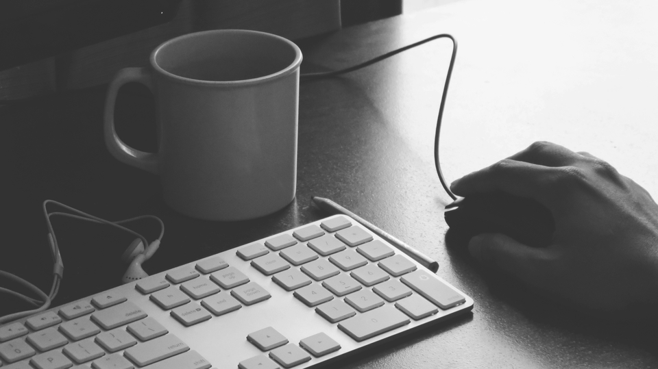 รับออกแบบเว็บไซต์ ออกแบบ UI UX สำหรับแอพพลิเคชั่น มือถือ