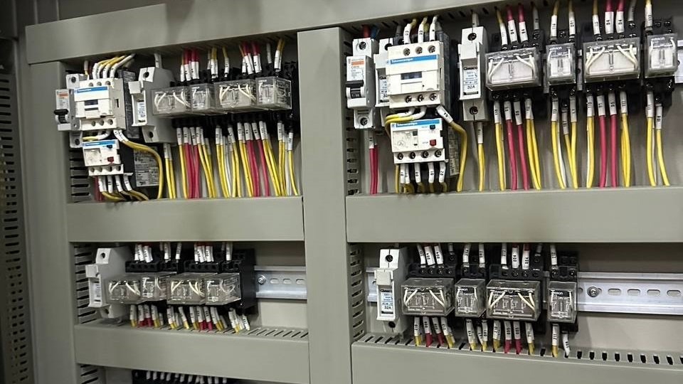 รับเขียนแบบไฟฟ้า เขียนแบบระบบไฟฟ้า ออกแบบระบบไฟฟ้า เขียนแบบระบบไฟฟ้าในบ้าน ออกแบบโครงสร้าง รับออกแบบระบบไฟฟ้า ออกแบบบ้าน รับเขียนแบบบ้าน เขียนแบบบ้าน