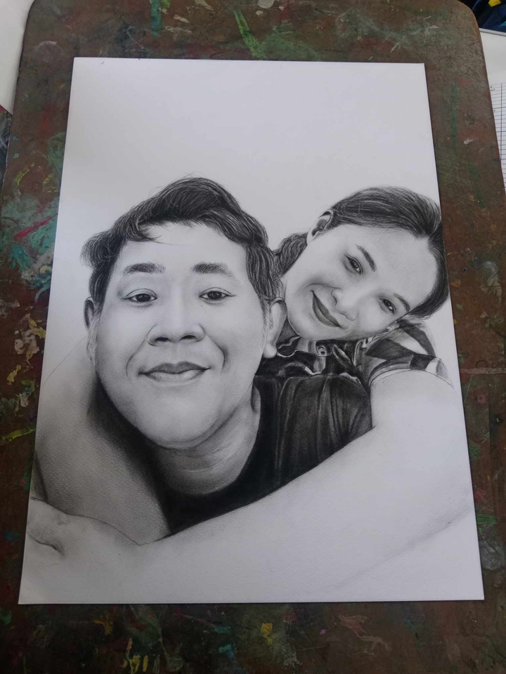 รับออกแบบภาพประกอบ เหมือนจริง สีเทา ดินสอ สีขาวดำ ภาพคู่รัก