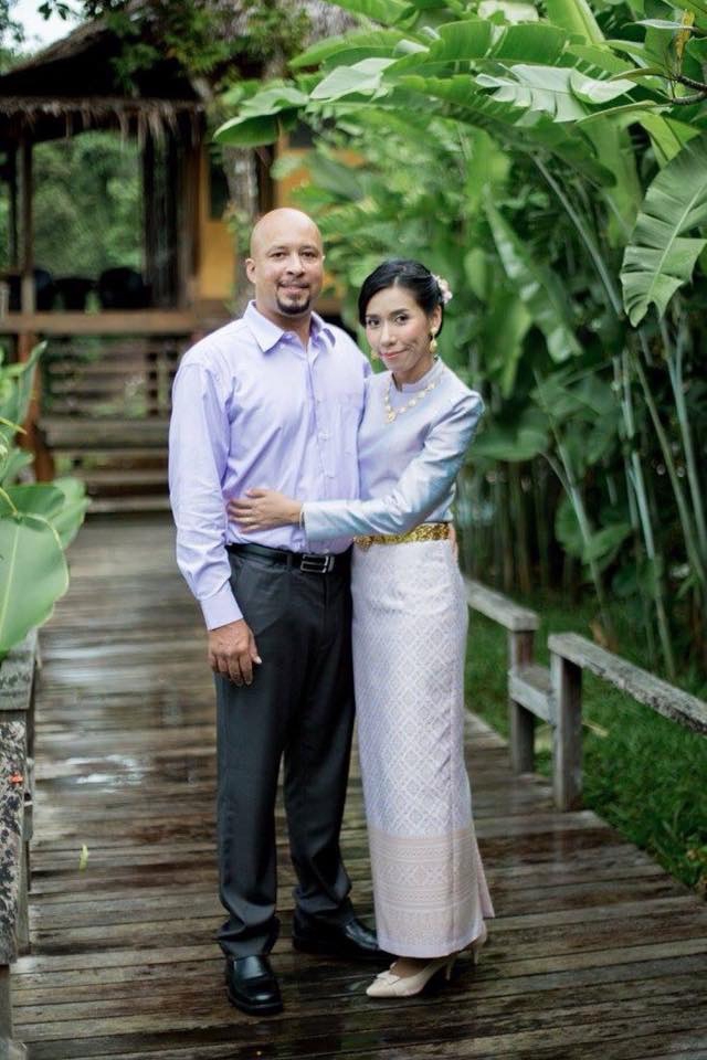 ช่างแต่งหน้ารับปริญญา แต่งหน้ารับปริญญา รับแต่งหน้า ทำผม ช่างแต่งหน้าเกาหลี รับแต่งหน้าเพื่อนเจ้าสาว