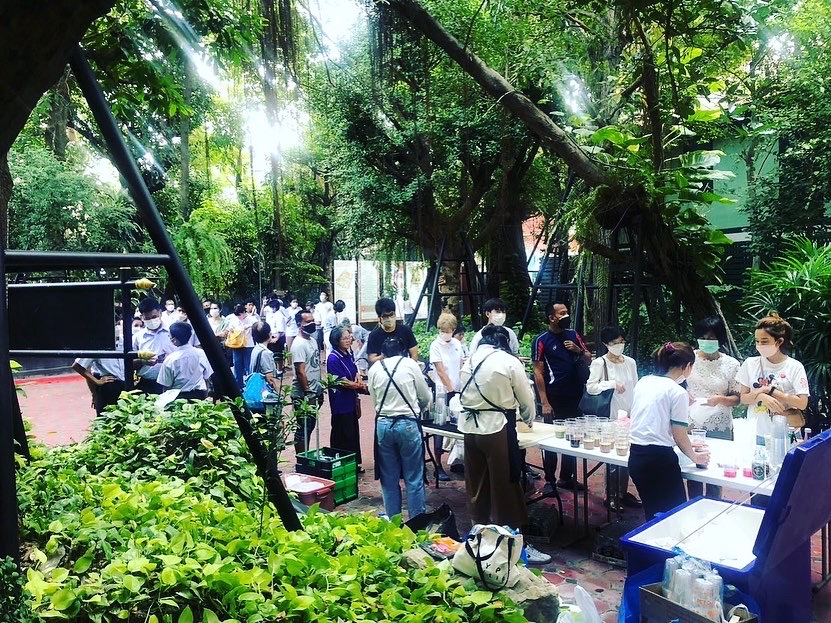 รับจ้างทำบุญออนไลน์ บริการทำบุญแทน บริการใส่บาตรออนไลน์