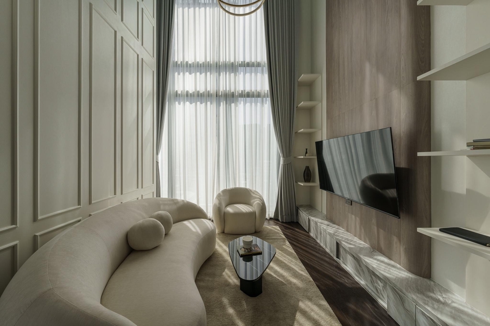 รับออกแบบตกแต่งภายในบ้านหรู บรรยากาศอบอุ่น โทนสีขาว คอนโด