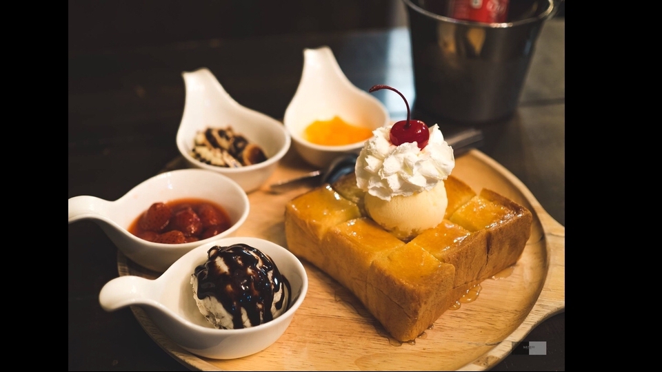 เน็ตไอดอลและบล็อกเกอร์รีวิว - รับรีวิวคาเฟ่ รีวิวร้านกาแฟ รีวิวร้านอาหาร รีวิวโรงแรม รีวิวที่พัก รีวิวสถานที่ท่องเที่ยว - 2