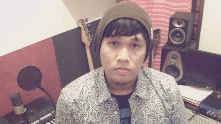 Jasa mixing mastering lagu online, jasa edit suara video, sound engineer profesional.