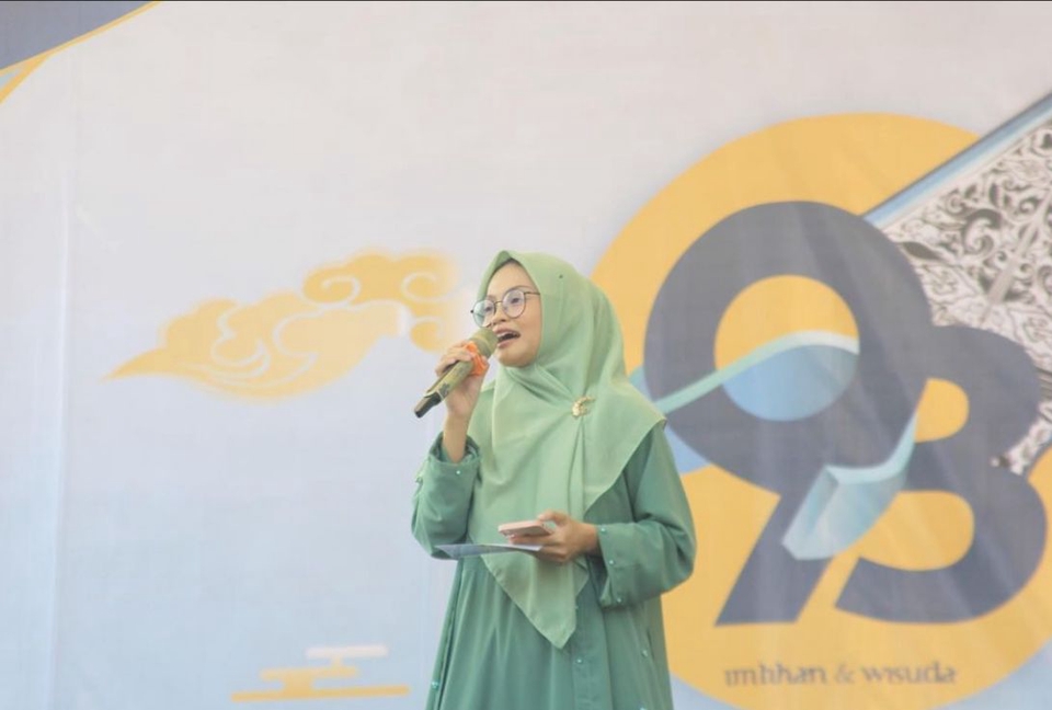 Jasa pengisi suara perempuan untuk iklan dan video.