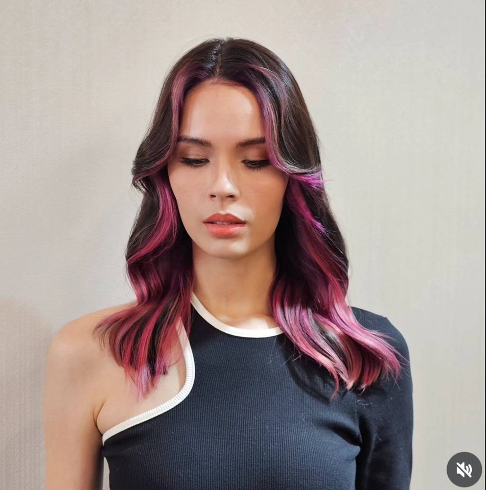 ตัดผมนอกสถานที่ บริการตัดผมเดลิเวอรี่ ช่างตัดผม ช่างตัดผมมืออาชีพ ตัดผมผู้หญิง