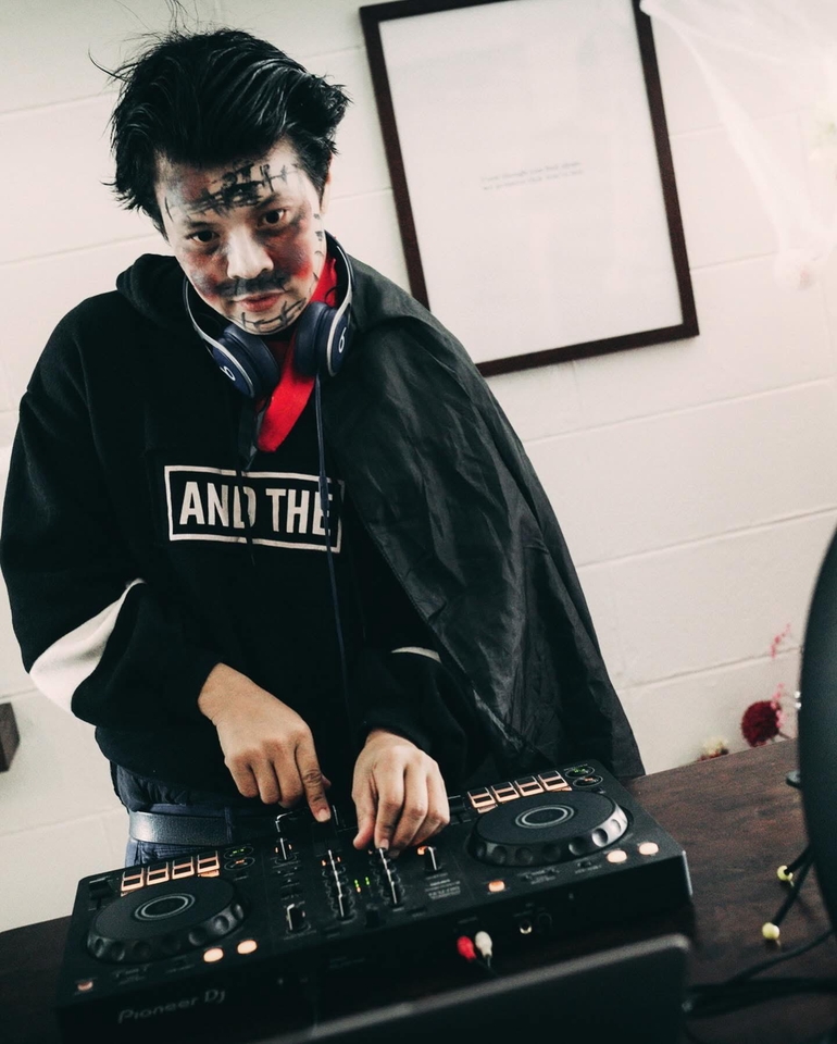 จ้างดีเจเปิดแผ่นงานปาร์ตี้ ดีเจมืออาชีพ ราคาประหยัด