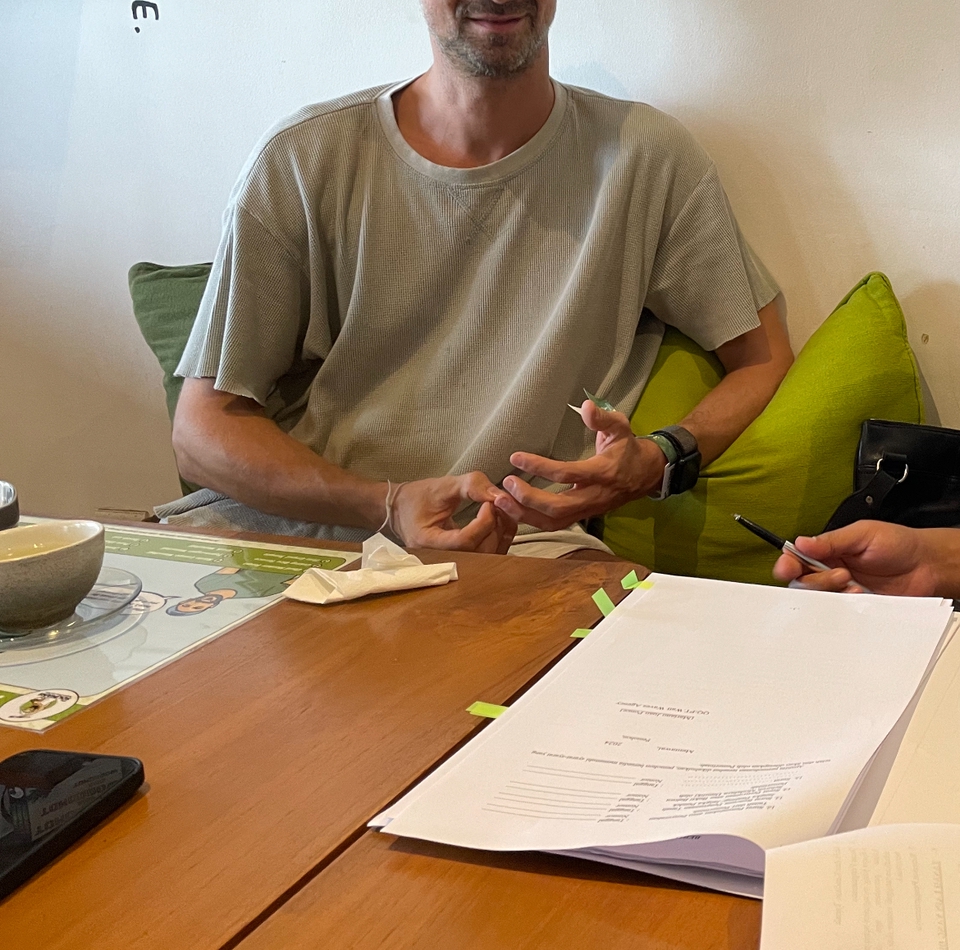 Jasa hukum konsultasi hukum dan legal review dengan pengacara profesional di Indonesia.