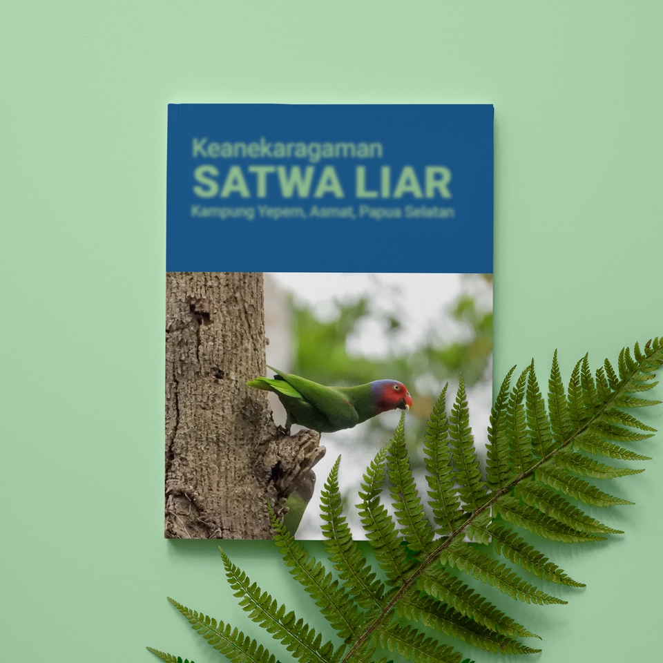 Buku tentang keanekaragaman satwa liar di Kampung Yaper, Arunt, Papua Selatan.
