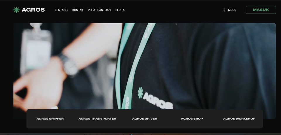 Jasa pembuatan website profesional dengan desain modern dan responsive untuk perusahaan Anda.