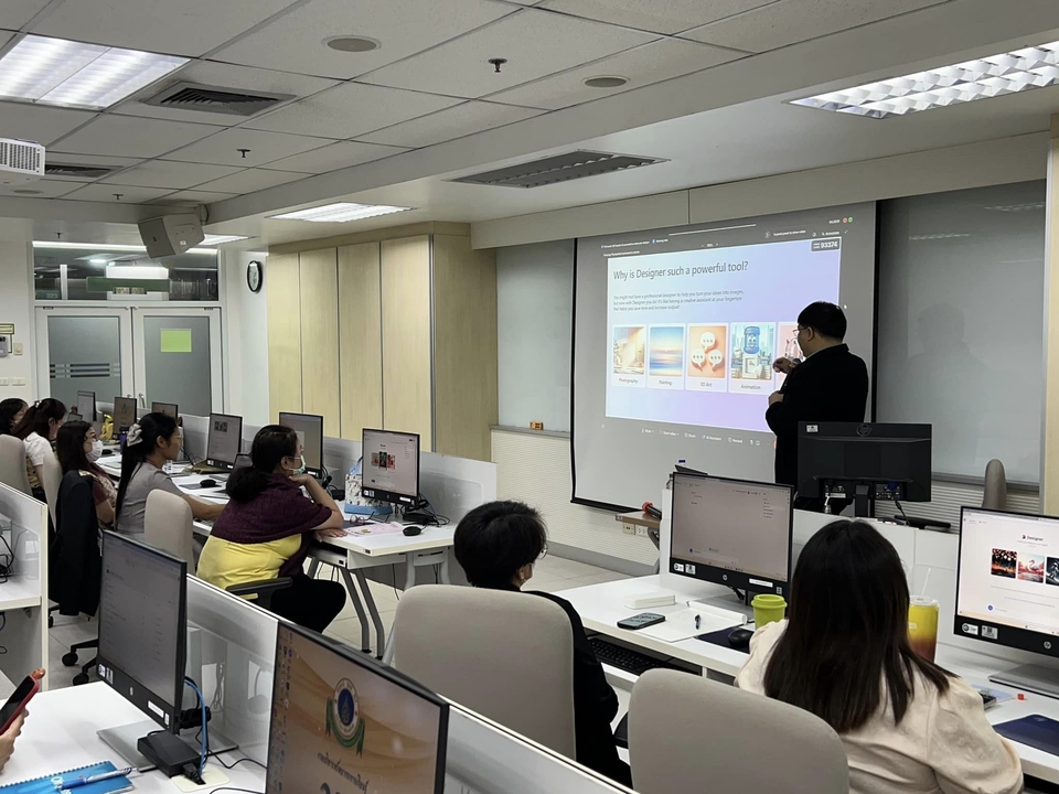 ปรับบุคลิกภาพ พัฒนาบุคลิกภาพ เรียนบุคลิกภาพ คอร์สปรับบุคลิกภาพ สอนบุคลิกภาพ