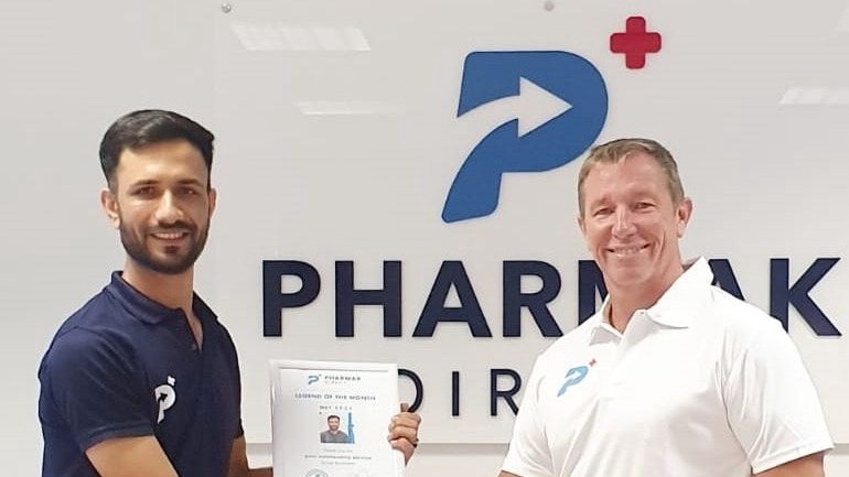 Jasa Desain Logo Profesional di Pharnak Design, untuk website, komunitas, olshop, dan lainnya.