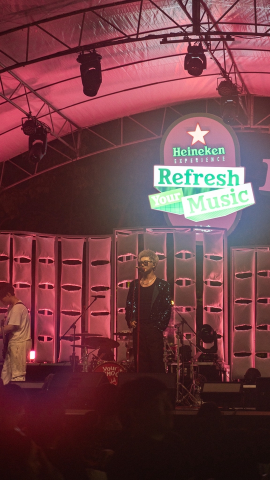 ช่างภาพมืออาชีพ รับถ่ายภาพคอนเสิร์ต งานอีเว้นท์