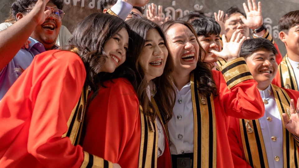 Photography - รับถ่ายภาพรับปริญญา เดี่ยว,คู่,กลุ่ม,วันจริง.วันซ้อม - 12