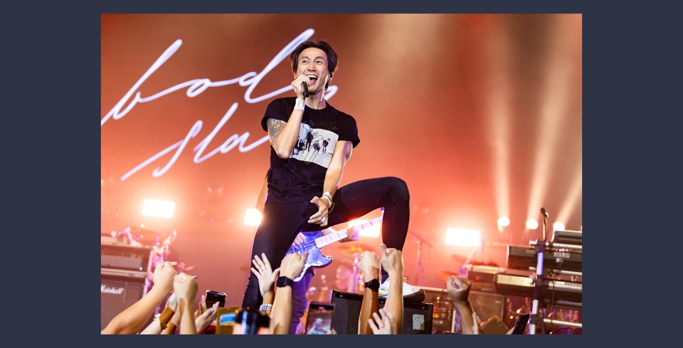 ช่างภาพ รับถ่ายภาพ งานอีเว้นท์ บนเวที คอนเสิร์ต