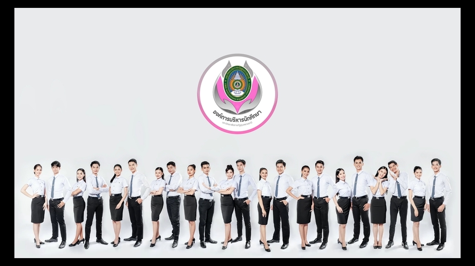 กลุ่มนักศึกษาจบการศึกษาจากคณะวิชา ที่มหาวิทยาลัย  รับตัดต่อวีดีโอ