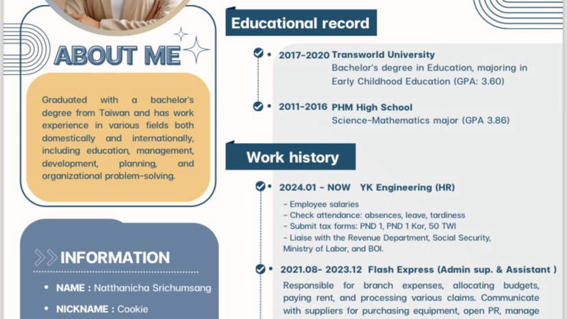ล่ามแปลภาษาอังกฤษ ไทย จีน เกาหลี ประวัติการทำงานและการศึกษา