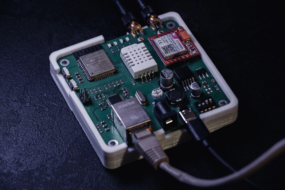 Jasa pembuatan robot arduino, sensor, bluetooth, line follower dengan arduino, desain pcb, dan jasa project elektronika lainnya.