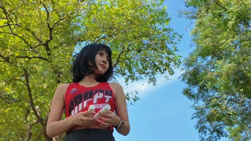 เน็ตไอดอลและบล็อกเกอร์รีวิว - ถ่ายคลิป+ภาพรีวิวสินค้า - 1