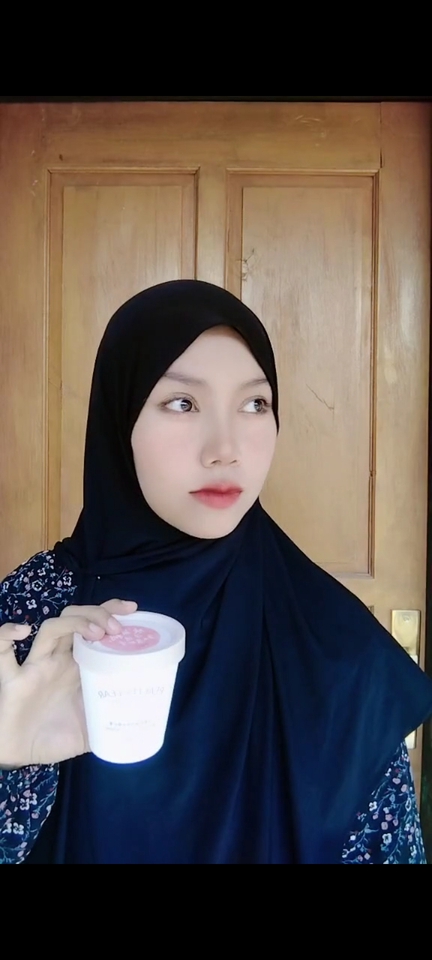 Jasa pengisi suara perempuan untuk iklan dengan kualitas tinggi.