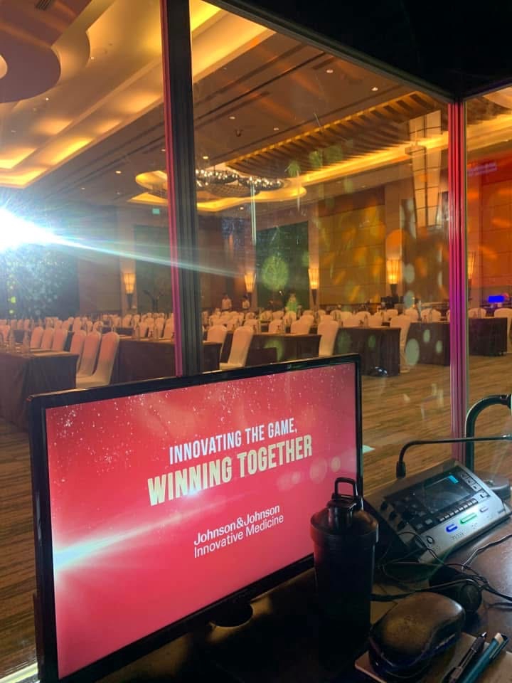 ล่ามแปลภาษา ช่วยให้การสื่อสารกับลูกค้าจากต่างประเทศราบรื่น