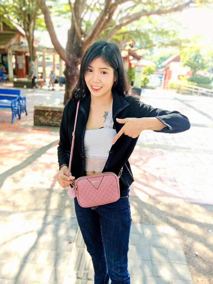 เน็ตไอดอลและบล็อกเกอร์รีวิว - รับงานรีวิว ของกิน,ของใช้,เครื่องสำอางค์,เสื้อผ้า - 6