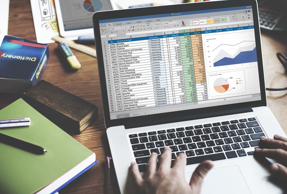Jasa data entry freelance, memasukkan data ke dalam excel, entri data online, mengumpulkan data.