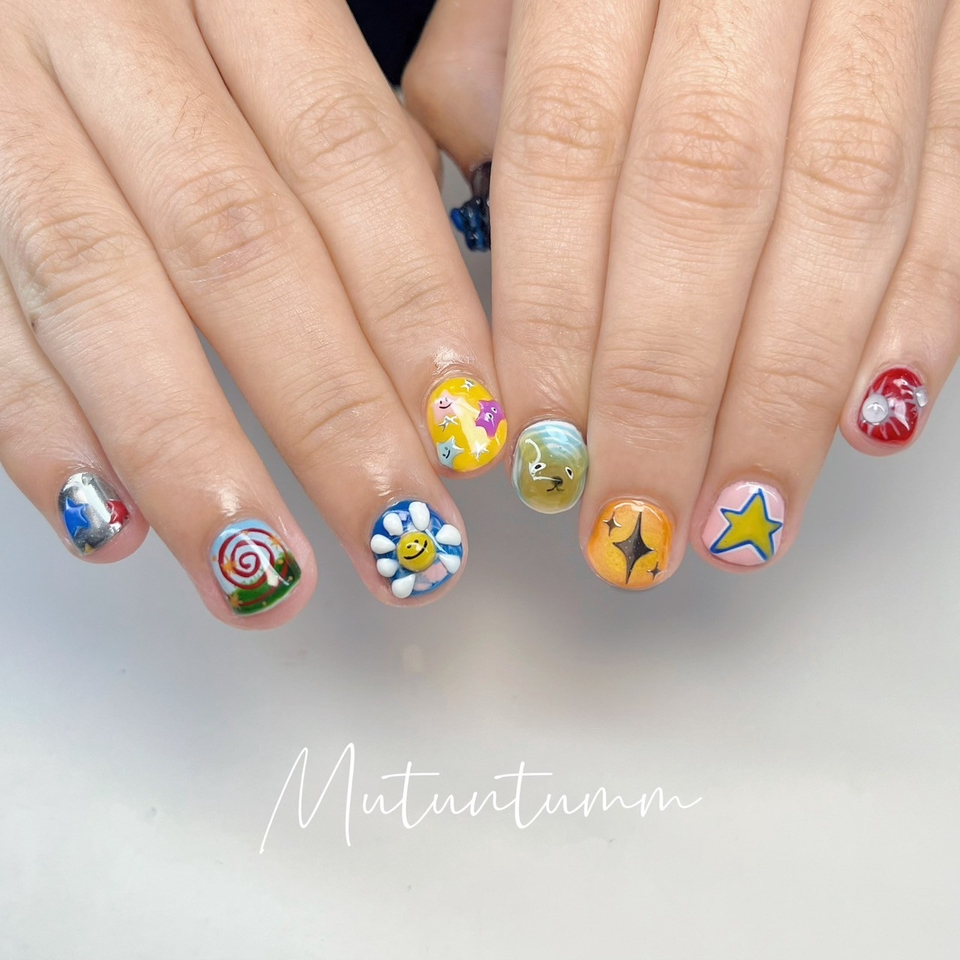 บริการทำเล็บที่บ้าน  แบบน่ารัก ลายการ์ตูน  ทำเล็บเจล