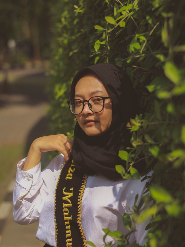 Fotografi - Fotografi Potrait, Graduation, Preweeding // Soloraya - Jawa Tengah - 16