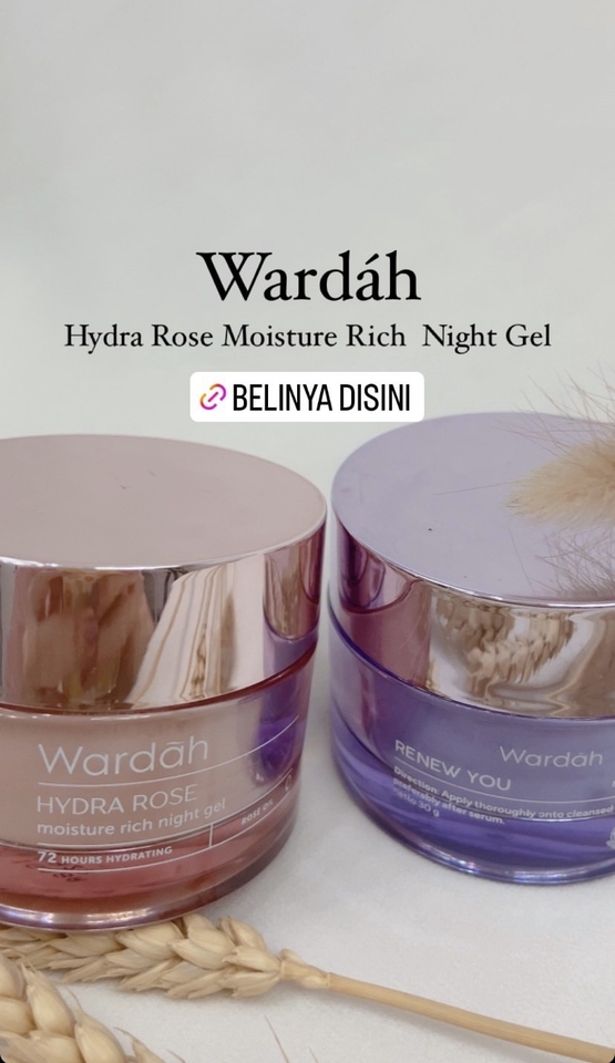 Jasa fotografi produk kosmetik Wardah Hydra Rose dan Renew You. Jasa Foto Produk Kosmetik Murah, Harga Jasa Foto Produk Wardah, Foto Produk Kosmetik Online Shop.